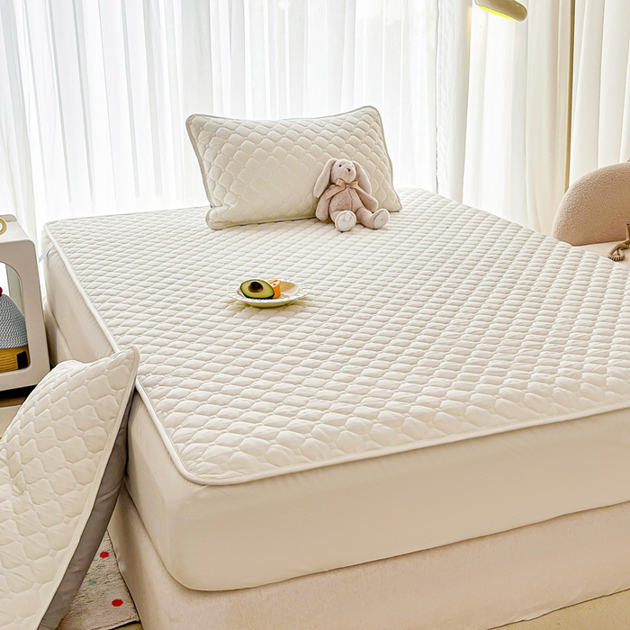 91家纺网 家纺一手货源 找家纺 欧邦 2025新款四季款纯色水洗棉夹棉床笠床垫保护罩 磨毛方格-白色