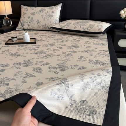 色鬼布艺2025新款赫本风黑边冰藤凉席三件套提供买家秀 莺莺燕燕