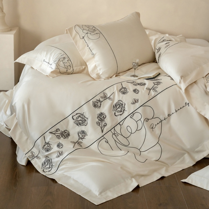 91家纺网 家纺一手货源 找家纺 艾莱家纺 2025春夏新款A类100S长绒棉全棉纯棉四件套-小野玫瑰 小野玫瑰-奶昔白