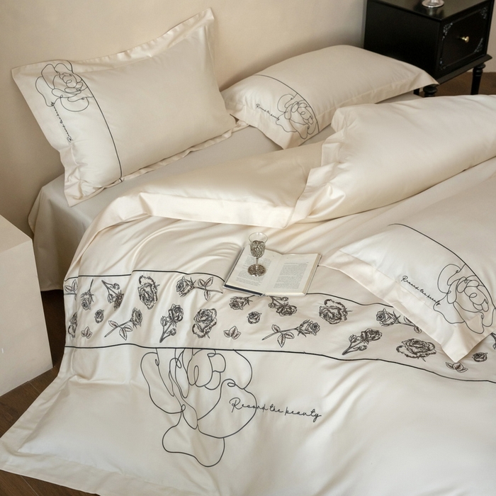 91家纺网 家纺一手货源 找家纺 艾莱家纺 2025春夏新款A类100S长绒棉全棉纯棉四件套-小野玫瑰 小野玫瑰-奶昔白