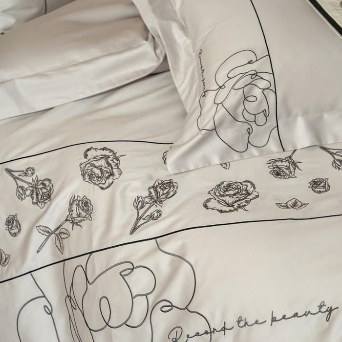 91家纺网 家纺一手货源 找家纺 艾莱家纺 2025春夏新款A类100S长绒棉全棉纯棉四件套-小野玫瑰 小野玫瑰-浅灰灰