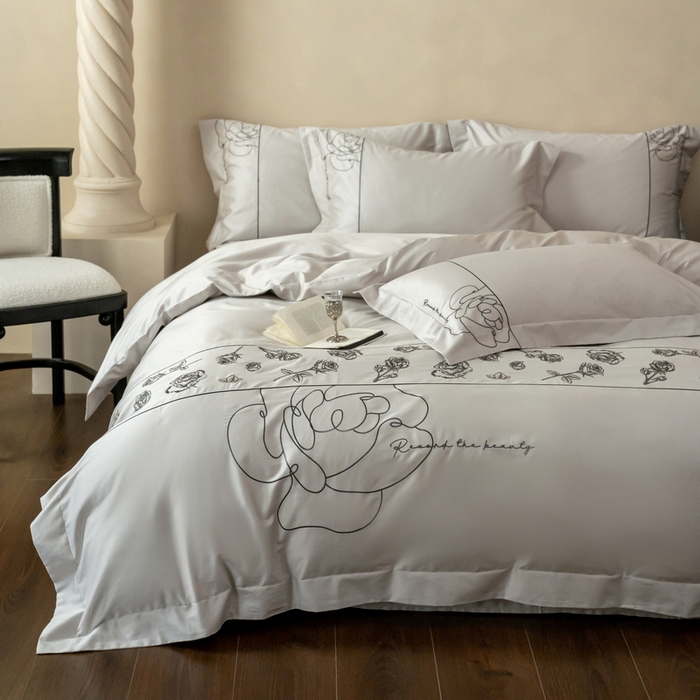 91家纺网 家纺一手货源 找家纺 艾莱家纺 2025春夏新款A类100S长绒棉全棉纯棉四件套-小野玫瑰 小野玫瑰-浅灰灰