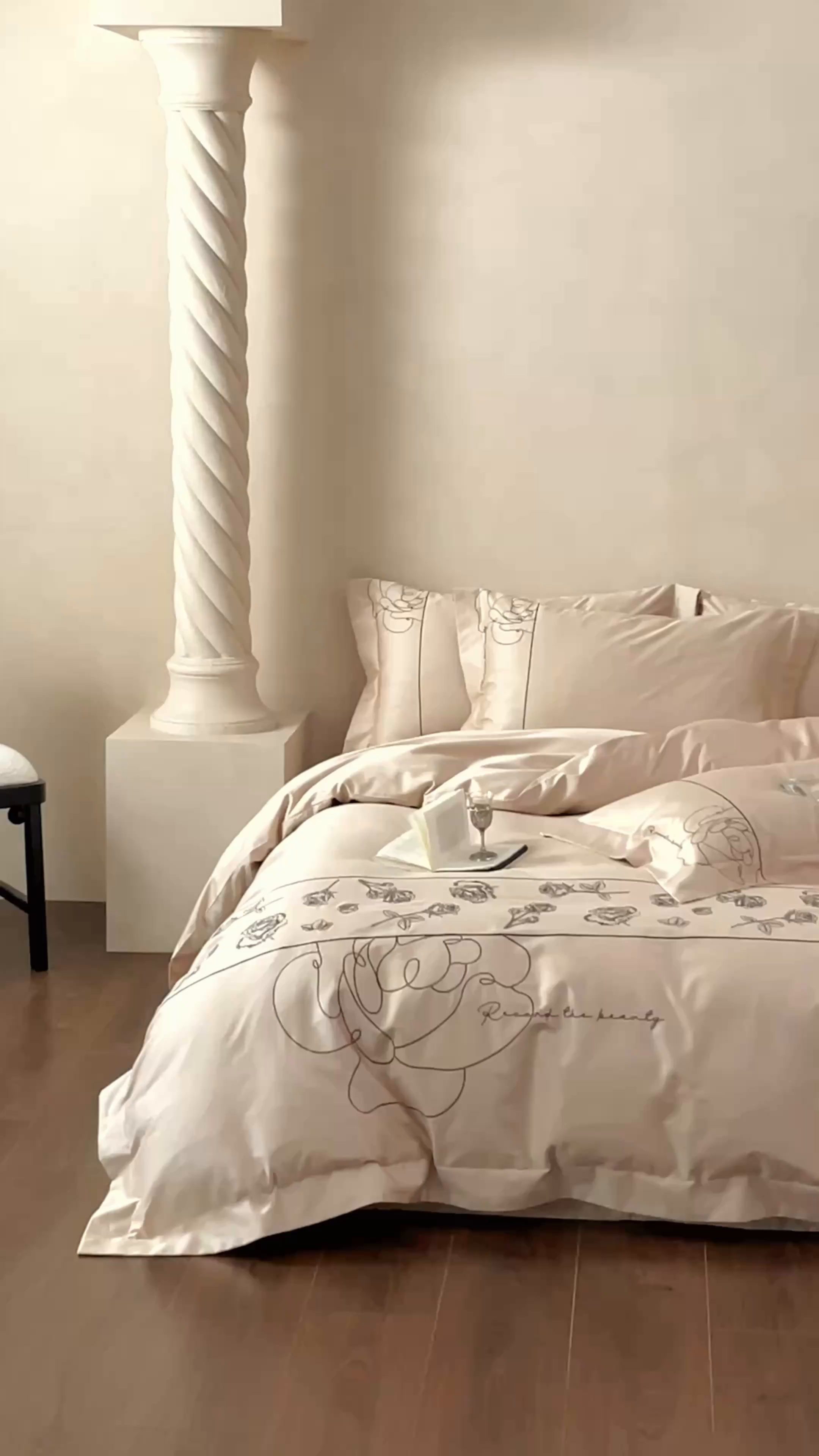 91家纺网 家纺一手货源 找家纺 艾莱家纺 2025春夏新款A类100S长绒棉全棉纯棉四件套-小野玫瑰 小野玫瑰-浅香槟