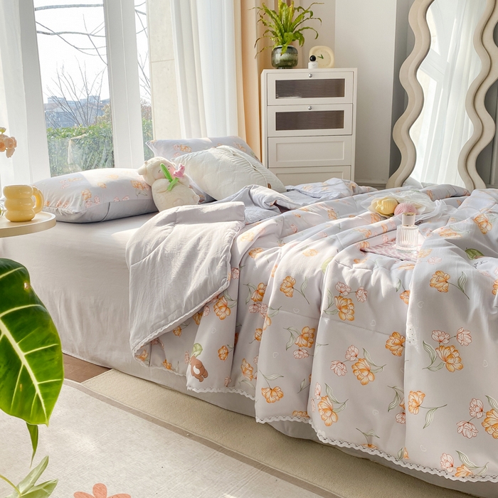 91家纺网 家纺一手货源 找家纺 穆琪 2025新款小花边夏凉被印花夏被小清新夏凉被 花开半夏