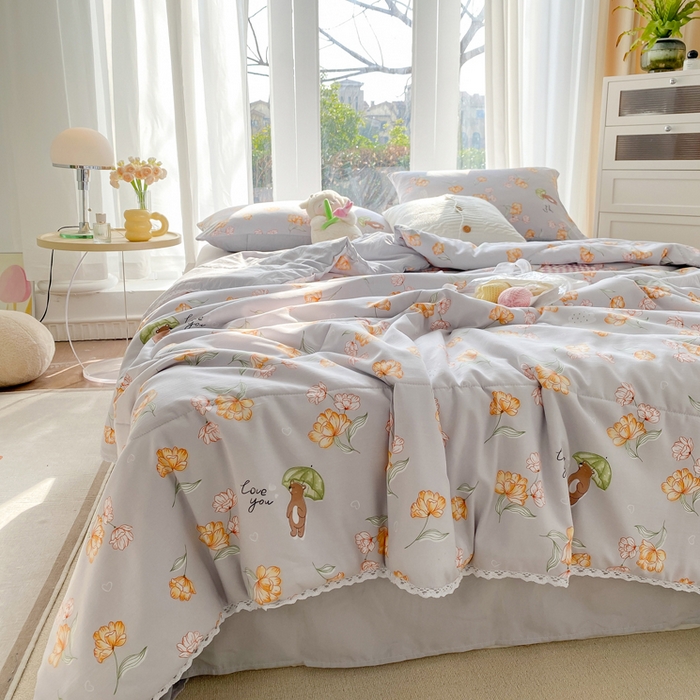 91家纺网 家纺一手货源 找家纺 穆琪 2025新款小花边夏凉被印花夏被小清新夏凉被 花开半夏