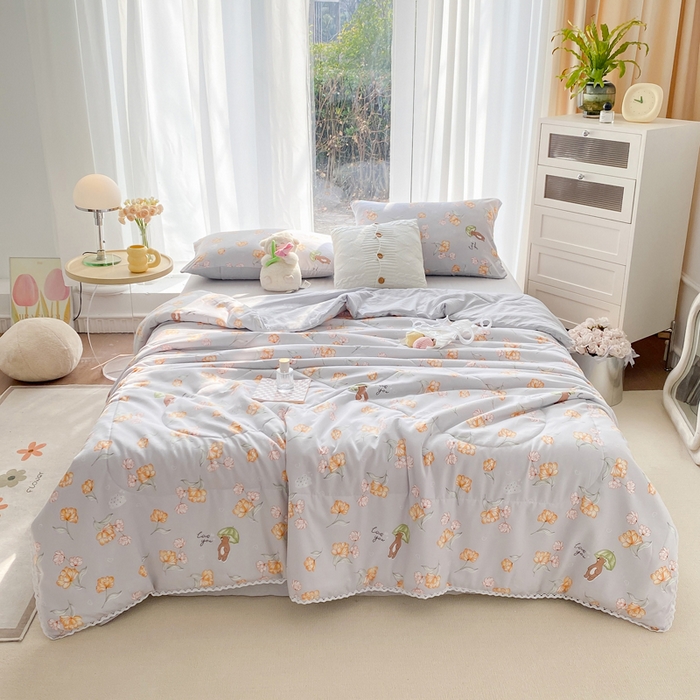 91家纺网 家纺一手货源 找家纺 穆琪 2025新款小花边夏凉被印花夏被小清新夏凉被 花开半夏