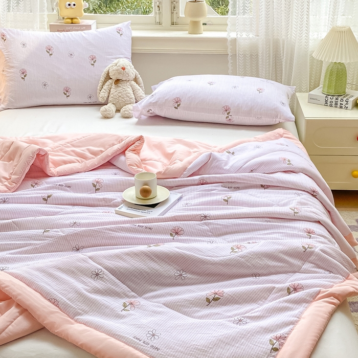 91家纺网 家纺一手货源 找家纺 穆琪 2025年新款手包边小清新夏凉被水洗棉夏凉被印花夏被 浮花