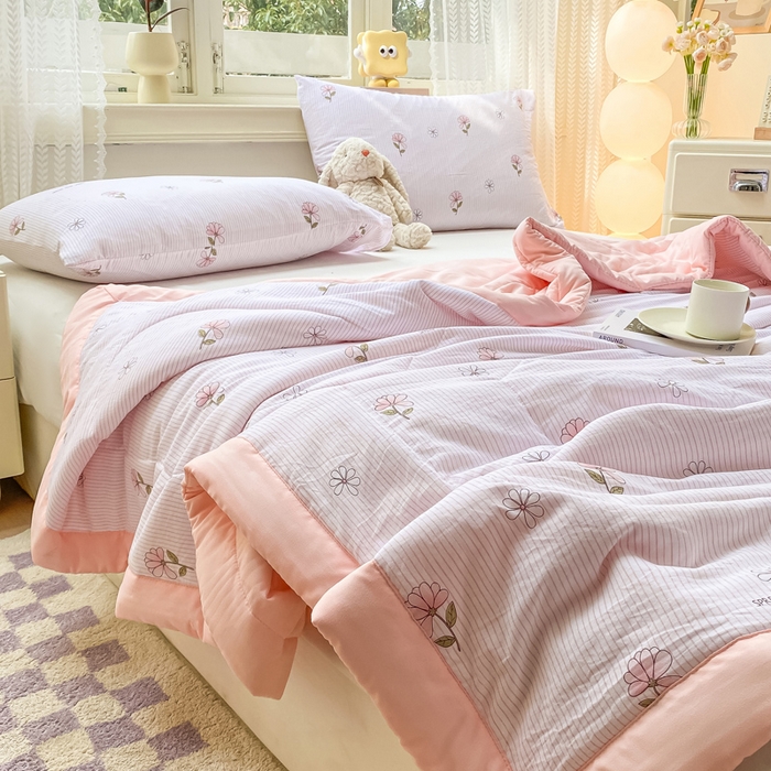 91家纺网 家纺一手货源 找家纺 穆琪 2025年新款手包边小清新夏凉被水洗棉夏凉被印花夏被 浮花