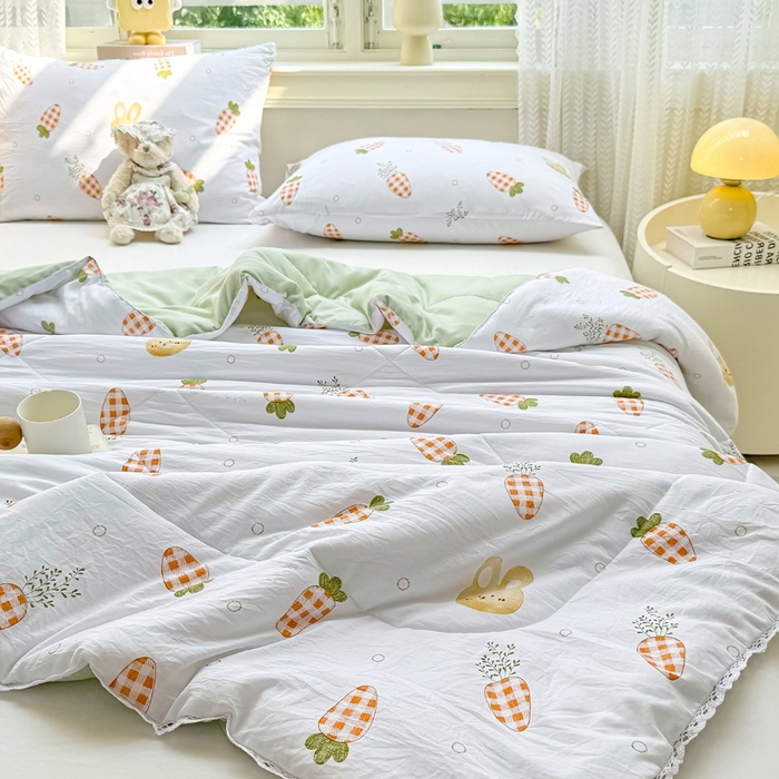 91家纺网 家纺一手货源 找家纺 穆琪 2025新款小花边夏凉被印花夏被小清新夏凉被 奇趣萌宠-小花边