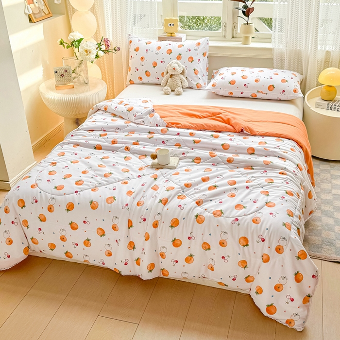 91家纺网 家纺一手货源 找家纺 穆琪 2025新款小花边夏凉被印花夏被小清新夏凉被 甜蜜邂逅-小花边