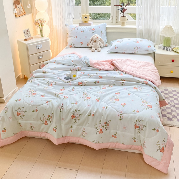 91家纺网 家纺一手货源 找家纺 穆琪 2025年新款手包边小清新夏凉被水洗棉夏凉被印花夏被 寐色