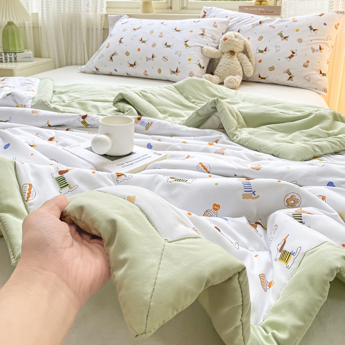 91家纺网 家纺一手货源 找家纺 穆琪 2025年新款手包边小清新夏凉被水洗棉夏凉被印花夏被 旺旺队