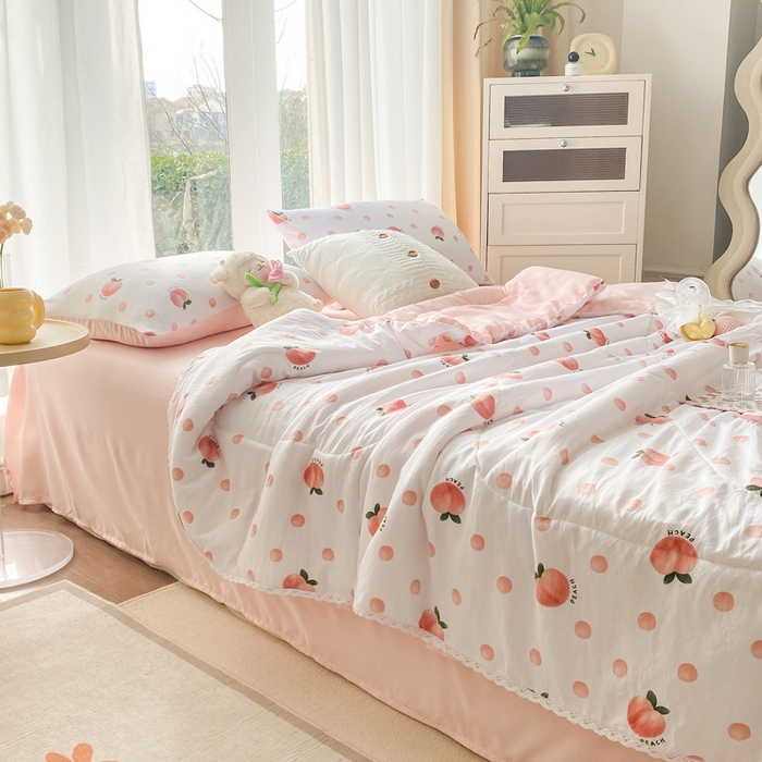 91家纺网 家纺一手货源 找家纺 穆琪 2025新款小花边夏凉被印花夏被小清新夏凉被 氧气桃桃