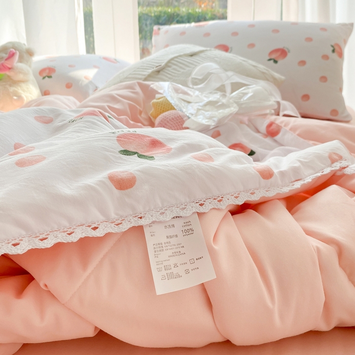91家纺网 家纺一手货源 找家纺 穆琪 2025新款小花边夏凉被印花夏被小清新夏凉被 氧气桃桃