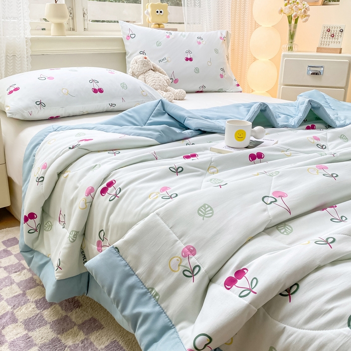 91家纺网 家纺一手货源 找家纺 穆琪 2025年新款手包边小清新夏凉被水洗棉夏凉被印花夏被 小欢喜