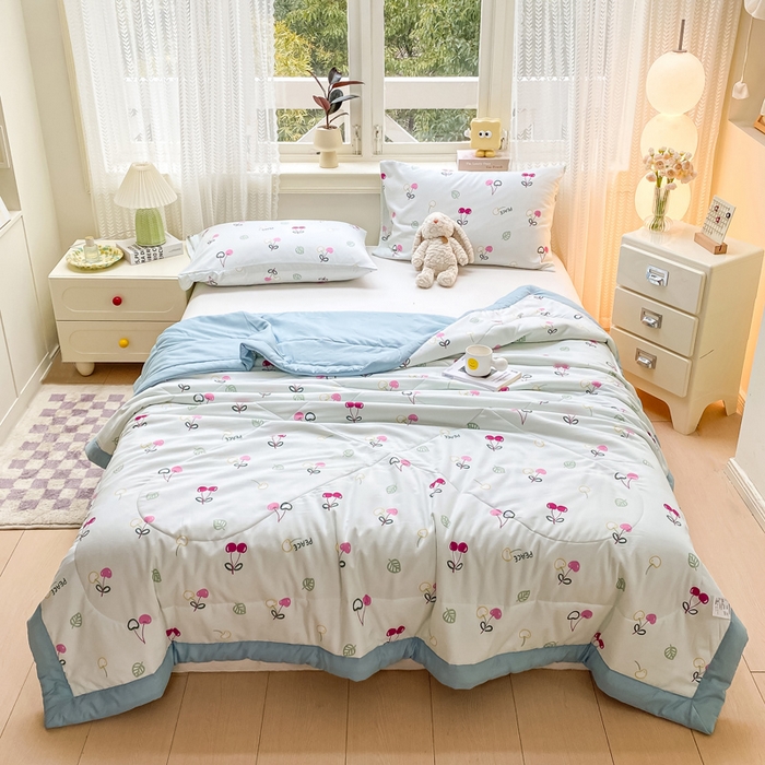 91家纺网 家纺一手货源 找家纺 穆琪 2025年新款手包边小清新夏凉被水洗棉夏凉被印花夏被 小欢喜