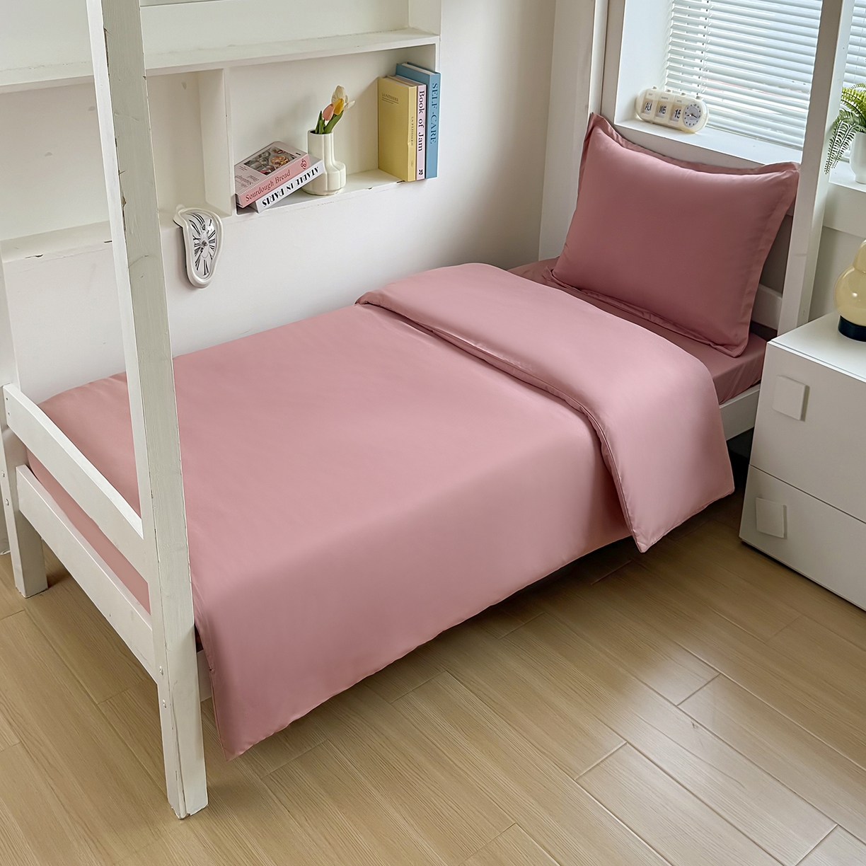 91家纺网 家纺一手货源 找家纺 茗婷家纺 2025供外贸跨境纯色床单笠学生三件套上下铺三件套军训宿舍医院养老院 豆沙