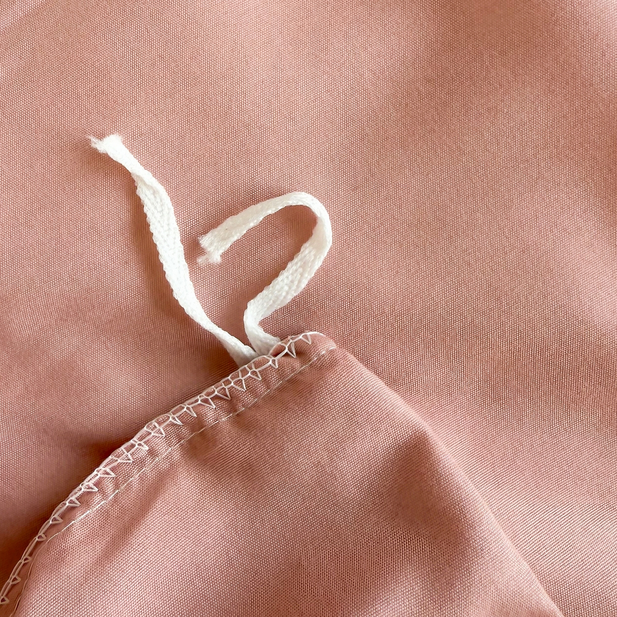 91家纺网 家纺一手货源 找家纺 茗婷家纺 2025供外贸跨境纯色床单笠学生三件套上下铺三件套军训宿舍医院养老院 豆沙