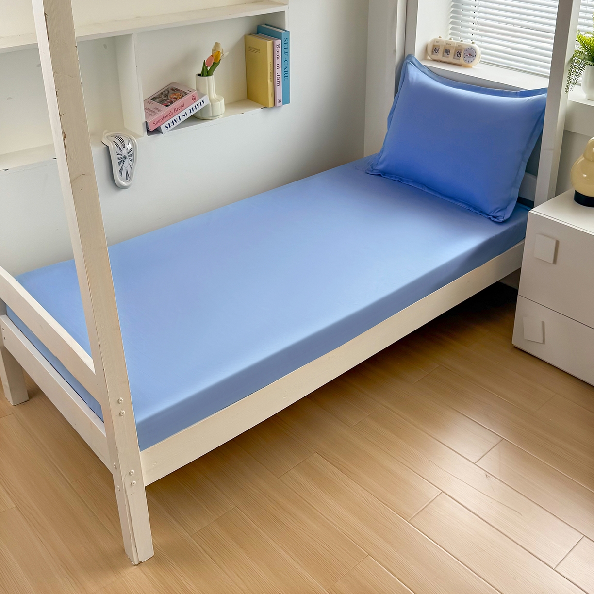 91家纺网 家纺一手货源 找家纺 茗婷家纺 2025供外贸跨境纯色床单笠学生三件套上下铺三件套军训宿舍医院养老院 海盐蓝