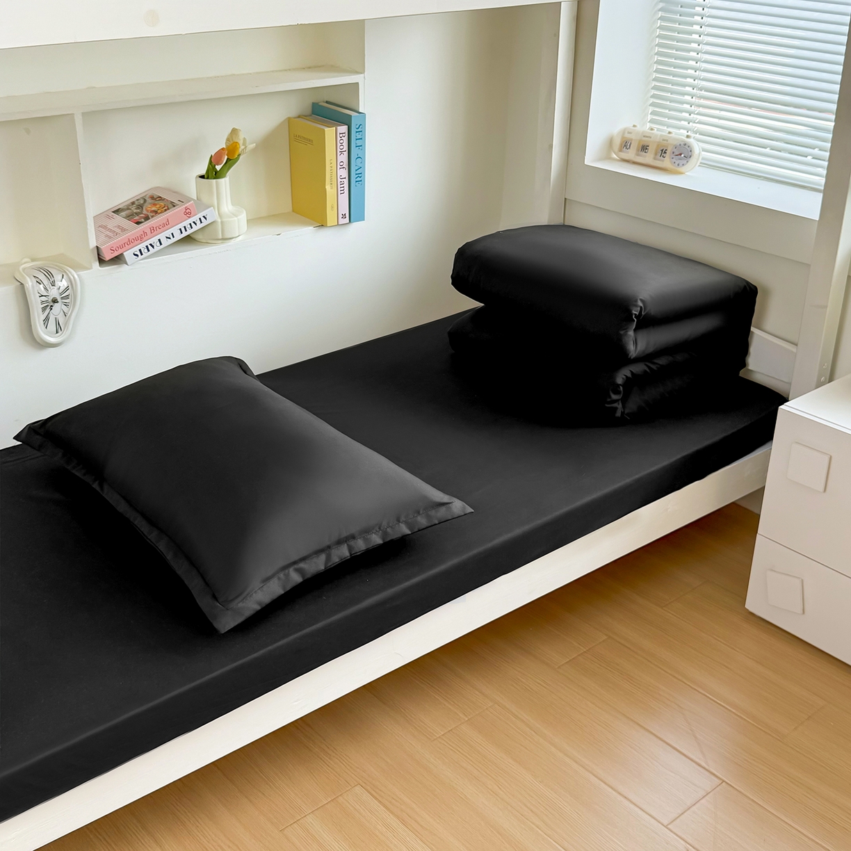 91家纺网 家纺一手货源 找家纺 茗婷家纺 2025供外贸跨境纯色床单笠学生三件套上下铺三件套军训宿舍医院养老院 黑色