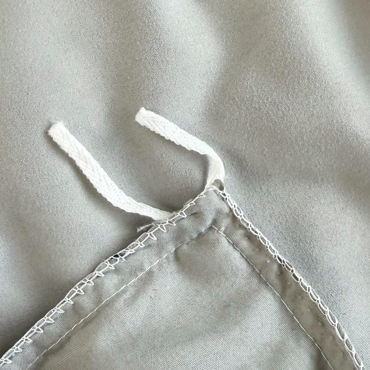 91家纺网 家纺一手货源 找家纺 茗婷家纺 2025供外贸跨境纯色床单笠学生三件套上下铺三件套军训宿舍医院养老院 浅灰