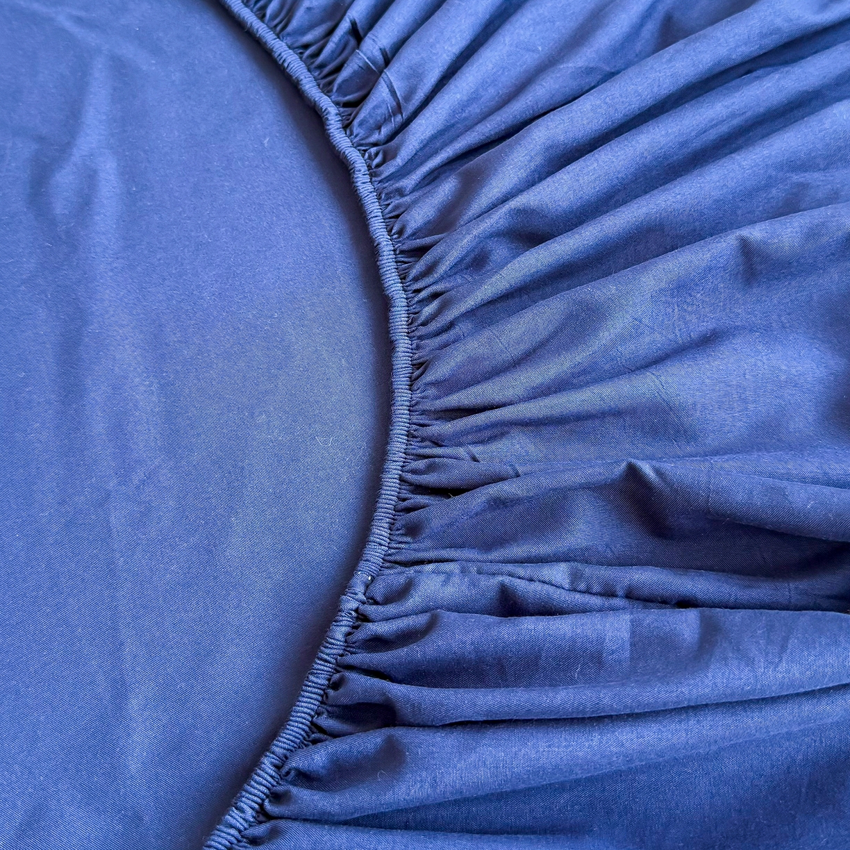 91家纺网 家纺一手货源 找家纺 茗婷家纺 2025新款供跨境外贸高克重纯色磨毛床笠宾馆养老院床笠多规格 藏青