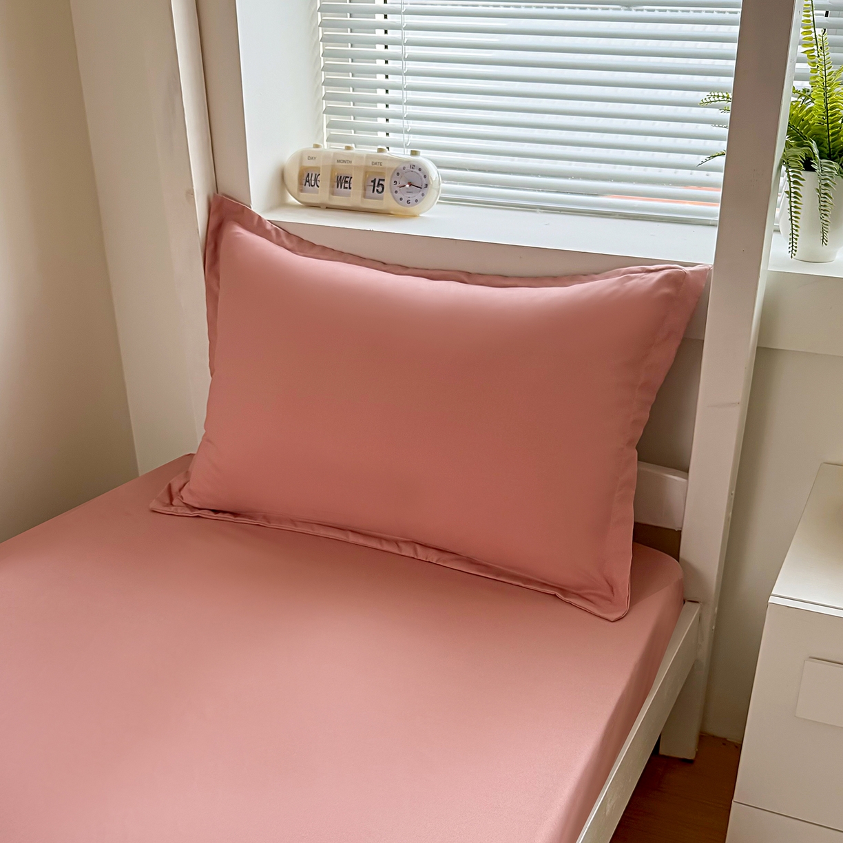 91家纺网 家纺一手货源 找家纺 茗婷家纺 2025新款供跨境外贸高克重纯色磨毛床笠宾馆养老院床笠多规格 豆沙