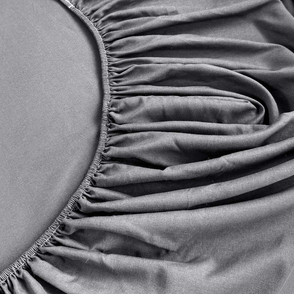 91家纺网 家纺一手货源 找家纺 茗婷家纺 2025新款供跨境外贸高克重纯色磨毛床笠宾馆养老院床笠多规格 高级灰