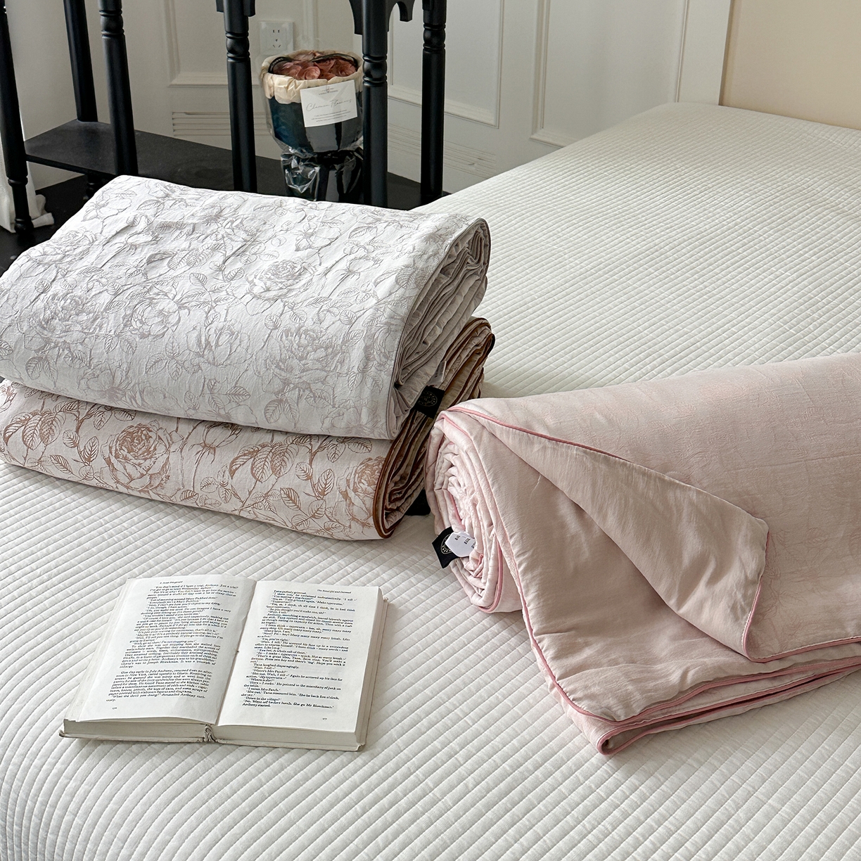 91家纺网 家纺一手货源 找家纺 琳可家居 2025春夏新款天丝棉系列床盖可搭配同款夏被（提供买家秀） 组合图仅供参考