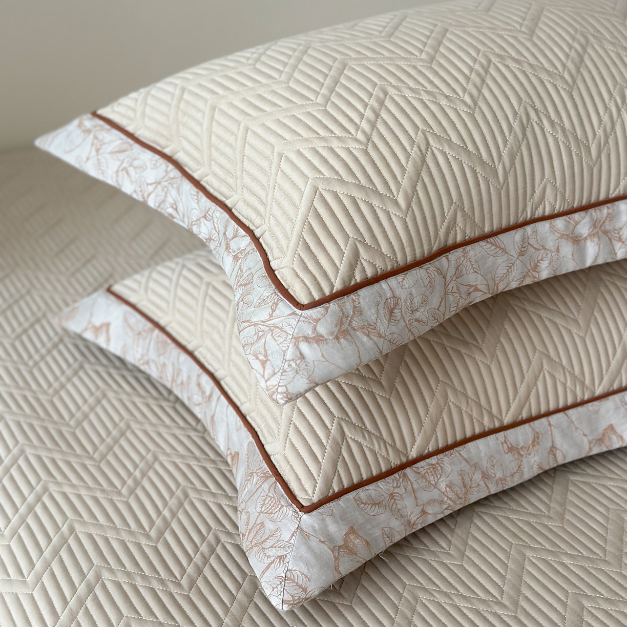 91家纺网 家纺一手货源 找家纺 琳可家居 2025春夏新款天丝棉系列床盖可搭配同款夏被（提供买家秀） 香槟咖