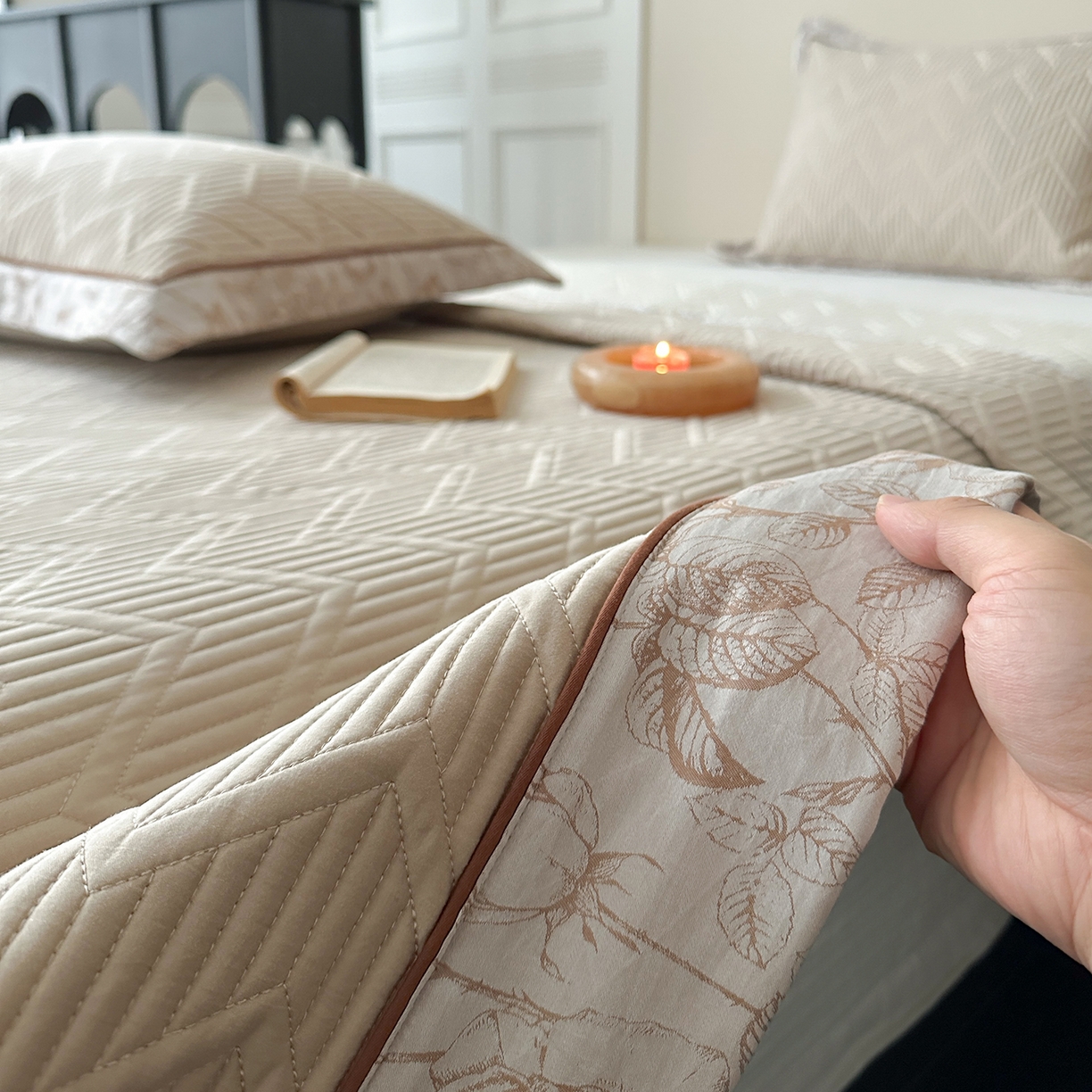 91家纺网 家纺一手货源 找家纺 琳可家居 2025春夏新款天丝棉系列床盖可搭配同款夏被（提供买家秀） 香槟咖