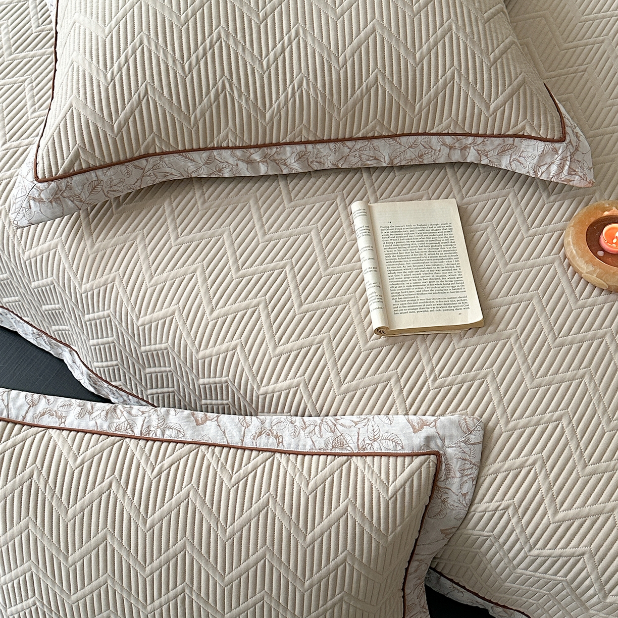 91家纺网 家纺一手货源 找家纺 琳可家居 2025春夏新款天丝棉系列床盖可搭配同款夏被（提供买家秀） 香槟咖