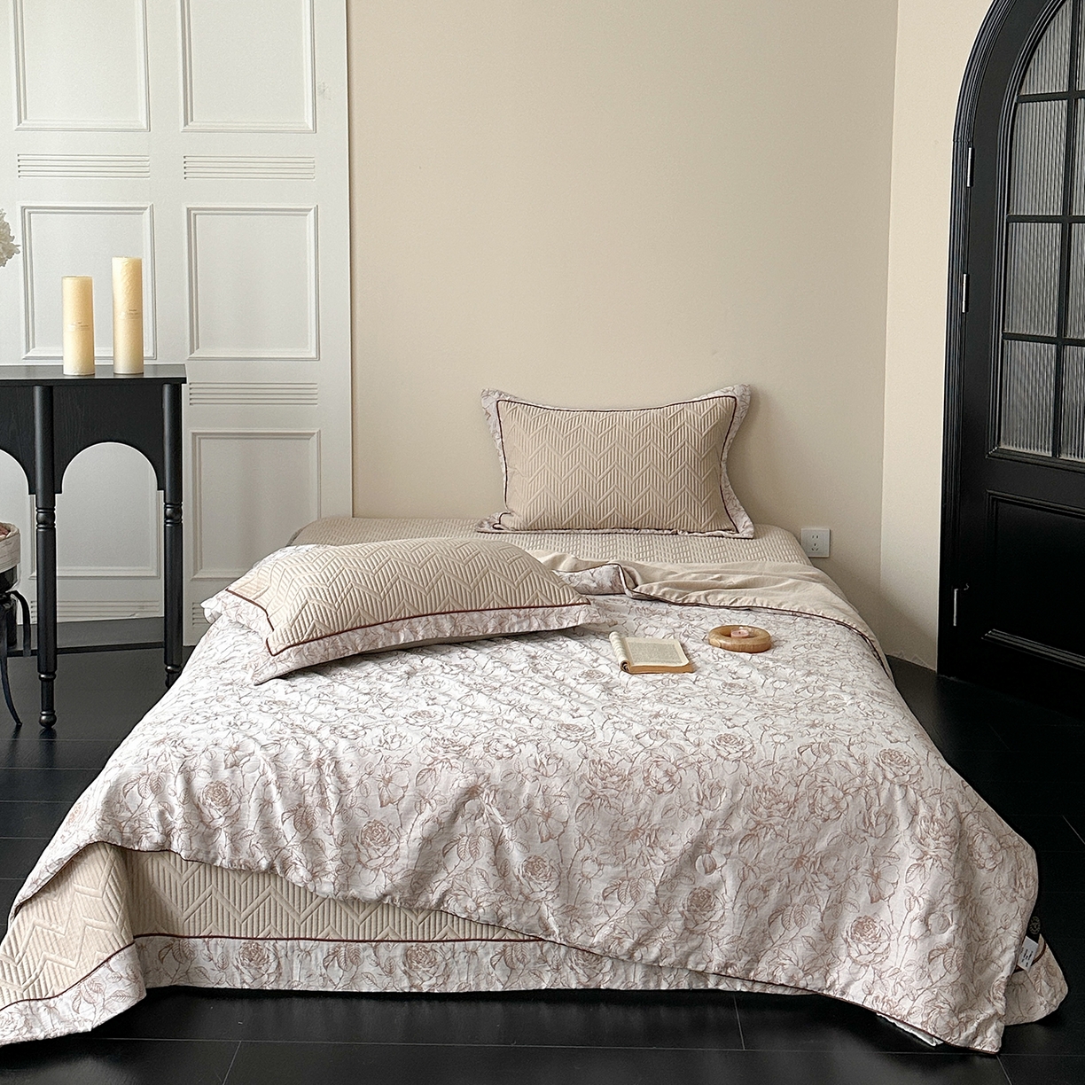 91家纺网 家纺一手货源 找家纺 琳可家居 2025春夏新款天丝棉系列床盖可搭配同款夏被（提供买家秀） 香槟咖