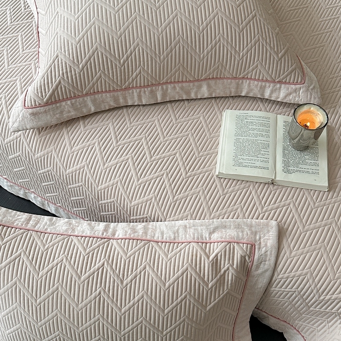 91家纺网 家纺一手货源 找家纺 琳可家居 2025春夏新款天丝棉系列床盖可搭配同款夏被（提供买家秀） 湘妃粉