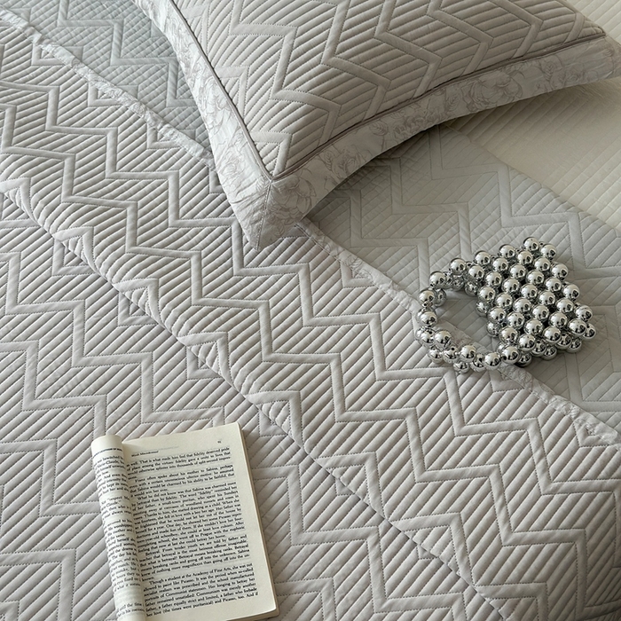 91家纺网 家纺一手货源 找家纺 琳可家居 2025春夏新款天丝棉系列床盖可搭配同款夏被（提供买家秀） 夜幕灰