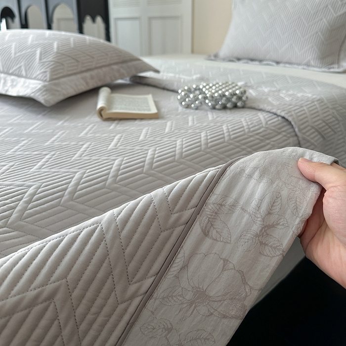 91家纺网 家纺一手货源 找家纺 琳可家居 2025春夏新款天丝棉系列床盖可搭配同款夏被（提供买家秀） 夜幕灰