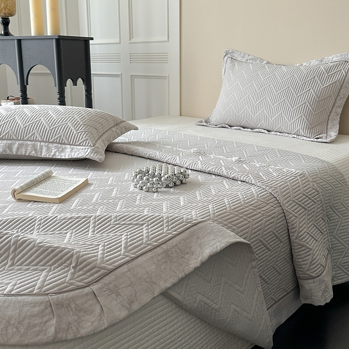 91家纺网 家纺一手货源 找家纺 琳可家居 2025春夏新款天丝棉系列床盖可搭配同款夏被（提供买家秀） 夜幕灰