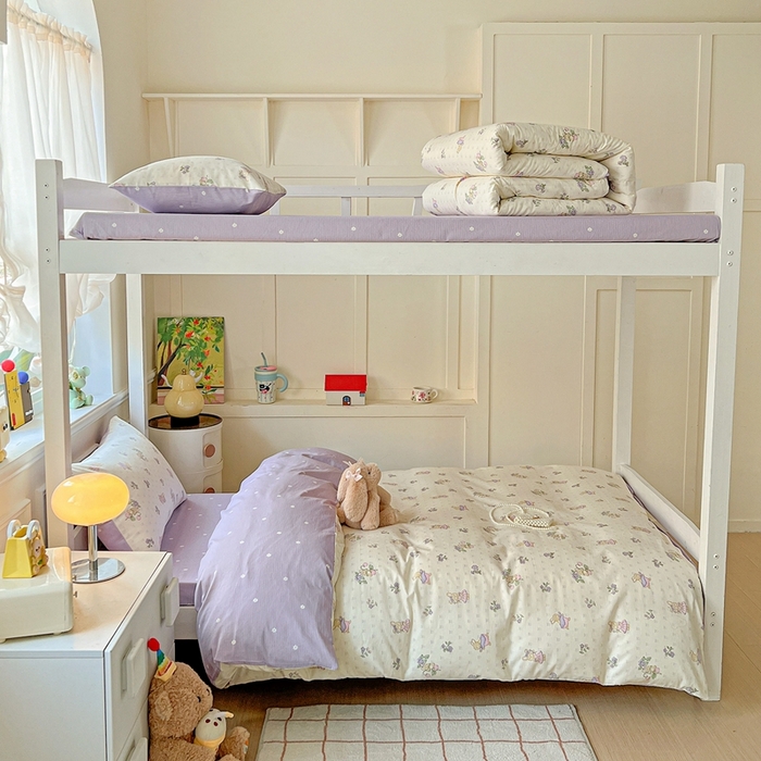 91家纺网 家纺一手货源 找家纺 三兄弟 2025新款全棉印花学生三件套床单床笠四件套被套 栖居小兔