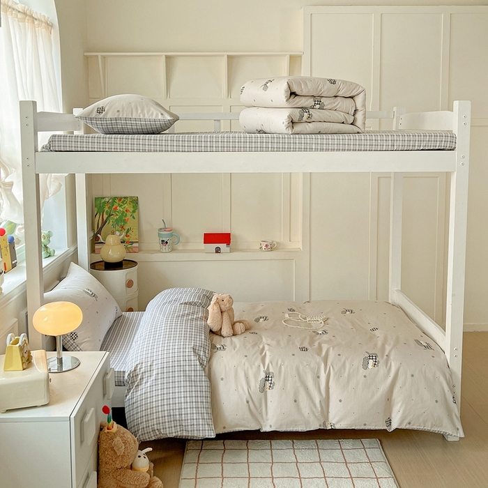 91家纺网 家纺一手货源 找家纺 三兄弟 2025新款全棉印花学生三件套床单床笠四件套被套 晚安小狗