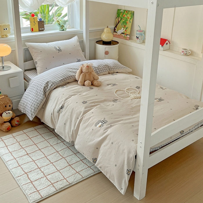 91家纺网 家纺一手货源 找家纺 三兄弟 2025新款全棉印花学生三件套床单床笠四件套被套 晚安小狗