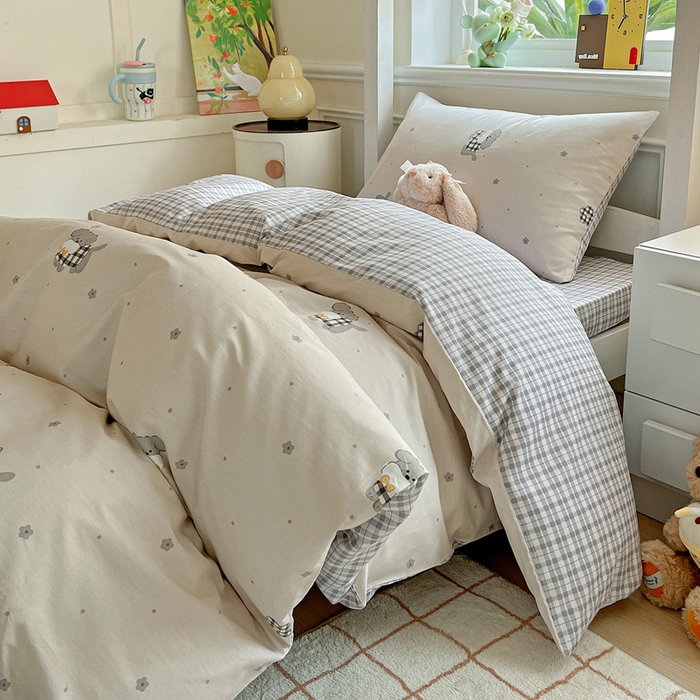 91家纺网 家纺一手货源 找家纺 三兄弟 2025新款全棉印花学生三件套床单床笠四件套被套 晚安小狗