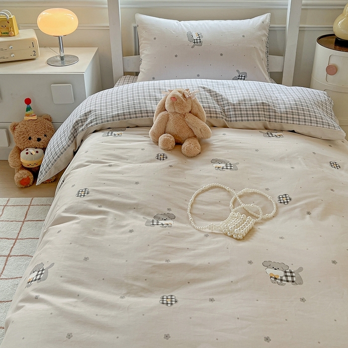 91家纺网 家纺一手货源 找家纺 三兄弟 2025新款全棉印花学生三件套床单床笠四件套被套 晚安小狗