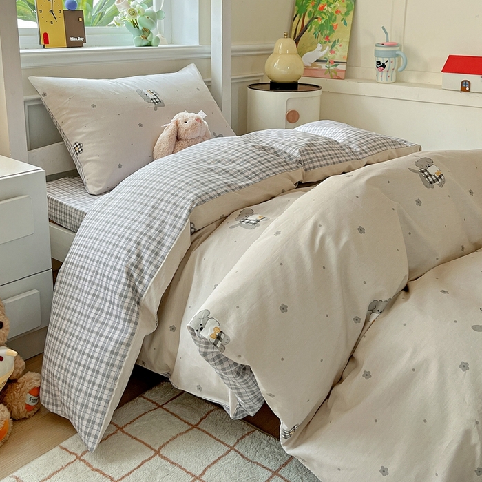 91家纺网 家纺一手货源 找家纺 三兄弟 2025新款全棉印花学生三件套床单床笠四件套被套 晚安小狗