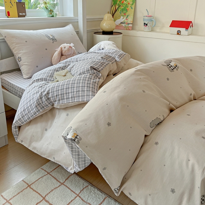 91家纺网 家纺一手货源 找家纺 三兄弟 2025新款全棉印花学生三件套床单床笠四件套被套 晚安小狗