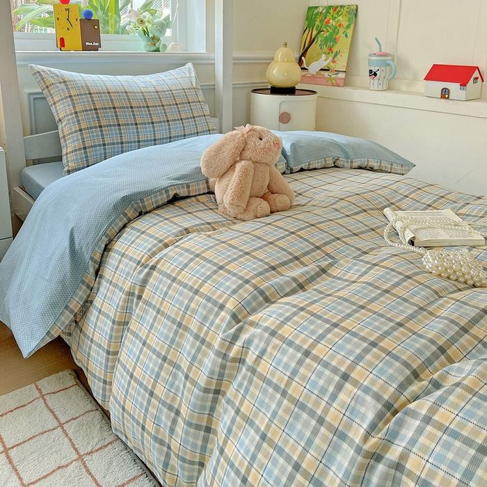 91家纺网 家纺一手货源 找家纺 三兄弟 2025新款全棉印花学生三件套床单床笠四件套被套 铂尔曼 蓝