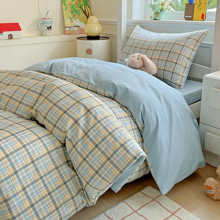 91家纺网 家纺一手货源 找家纺 三兄弟 2025新款全棉印花学生三件套床单床笠四件套被套 铂尔曼 蓝