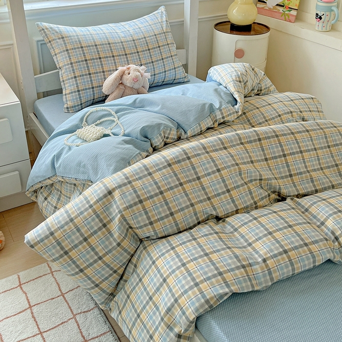 91家纺网 家纺一手货源 找家纺 三兄弟 2025新款全棉印花学生三件套床单床笠四件套被套 铂尔曼 蓝