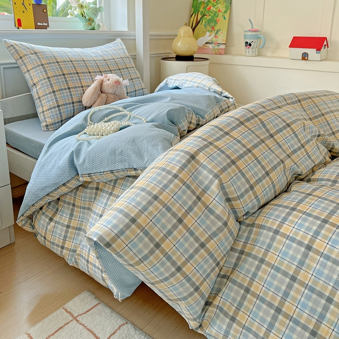 91家纺网 家纺一手货源 找家纺 三兄弟 2025新款全棉印花学生三件套床单床笠四件套被套 铂尔曼 蓝