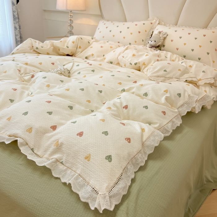 91家纺网 家纺一手货源 找家纺 韩巢家纺 2025新款双层纱镂空花边被套直播热销款四件套（提供卖家秀） 镂空花边款-浪漫世界