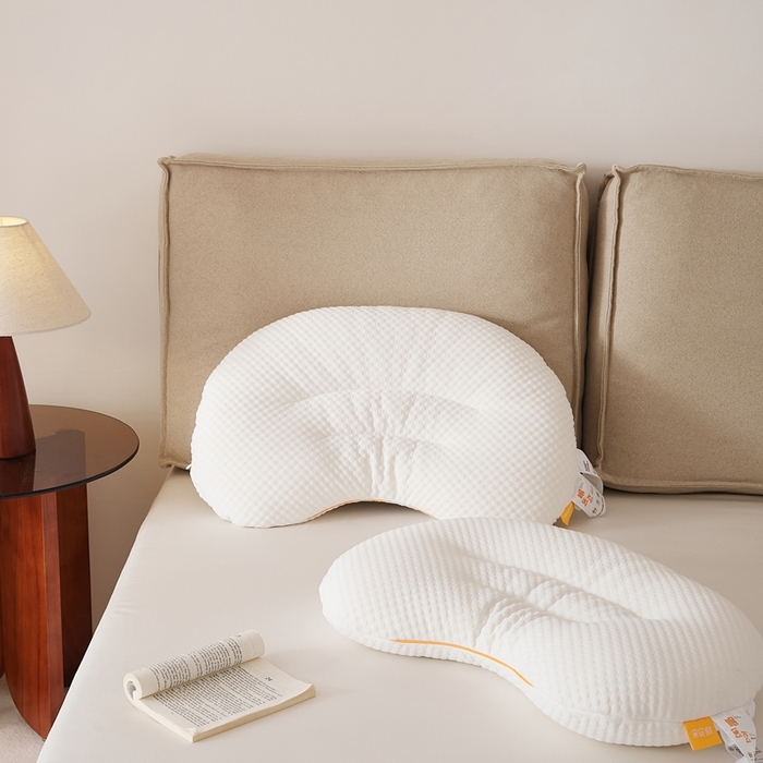 91家纺网 家纺一手货源 找家纺 境月枕芯坊 2025春夏新款眠豆豆护颈枕 枕头枕芯 组合图仅供展示 /只